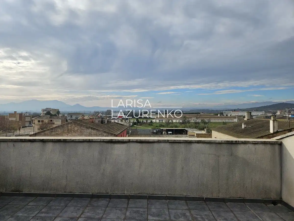 Vista exterior de Dúplex en venta en L'Aldea con Terraza y Balcón