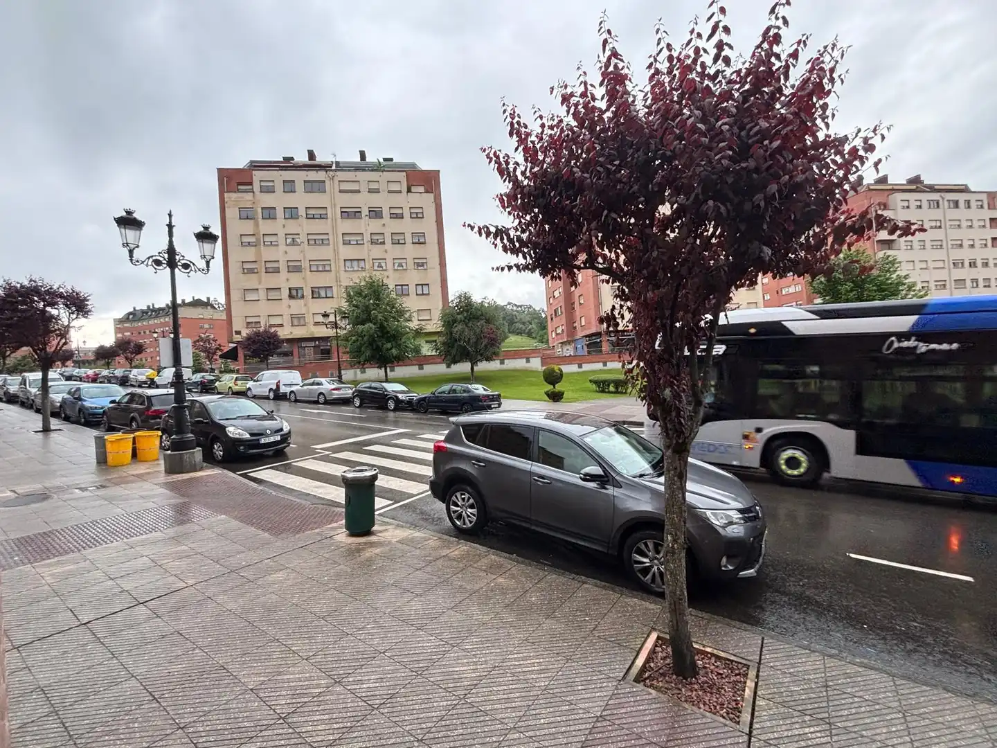 Piso de alquiler en Calle Proaza, 1, Las Campas