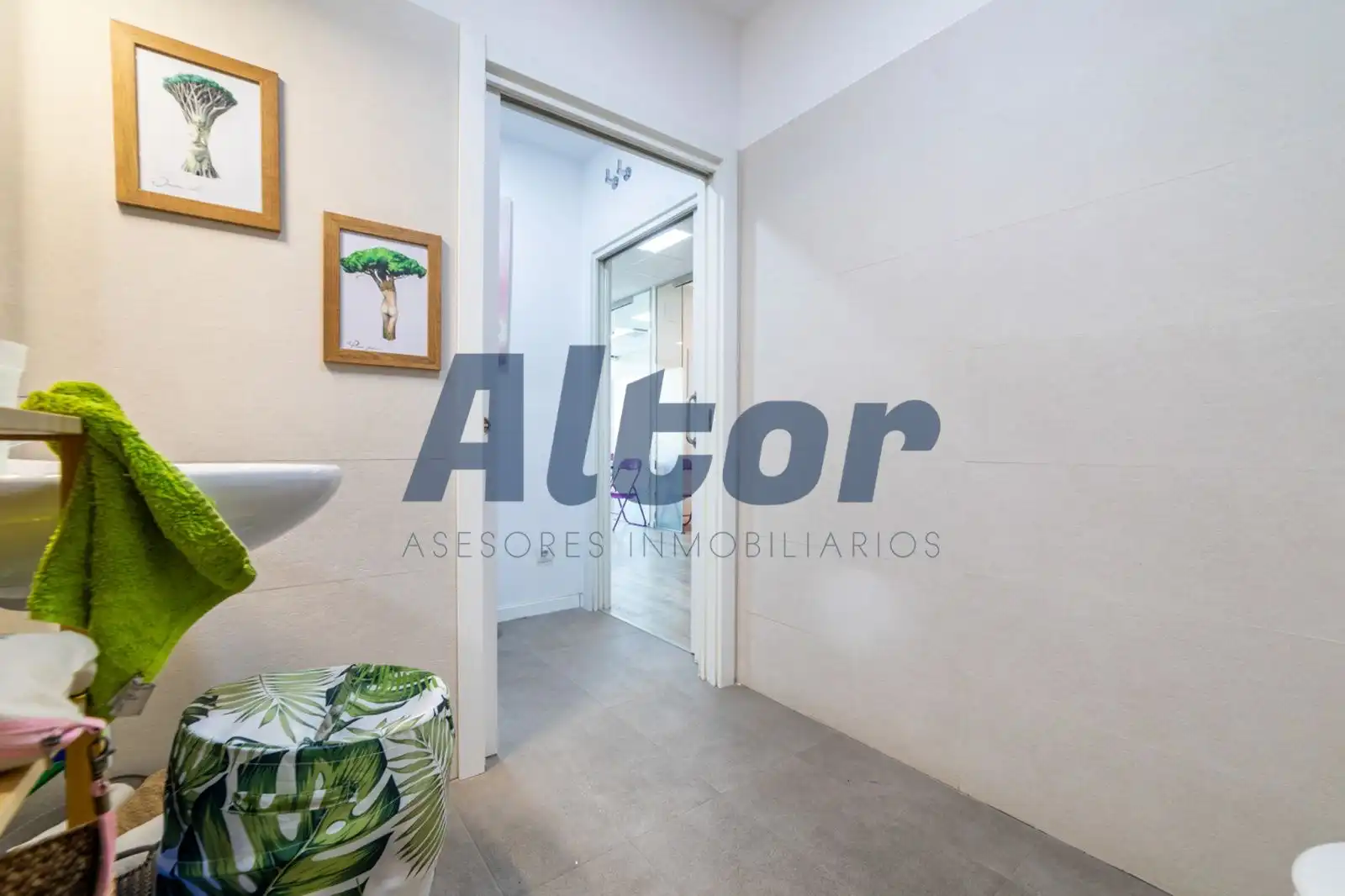 Local en venta en Getafe con Aire acondicionado, Amueblado y Internet