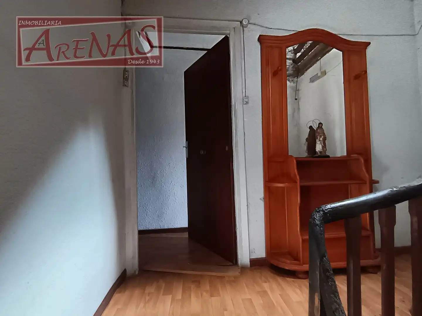 Habitación de Casa adosada en venta en Ampuero con Parquet y Terraza