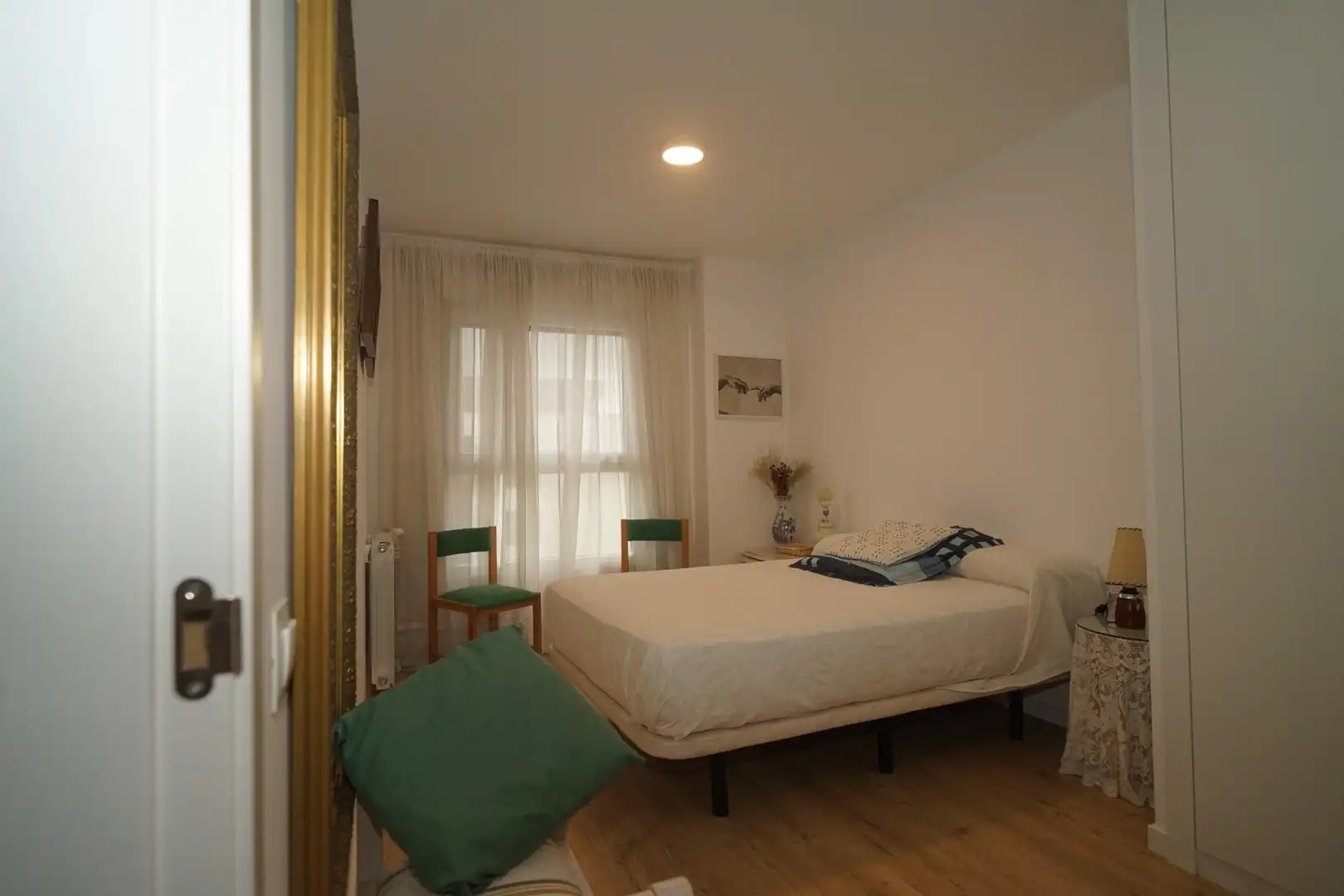 Schlafzimmer von Wohnung zur Miete in Santa Cruz de Bezana mit Parkett