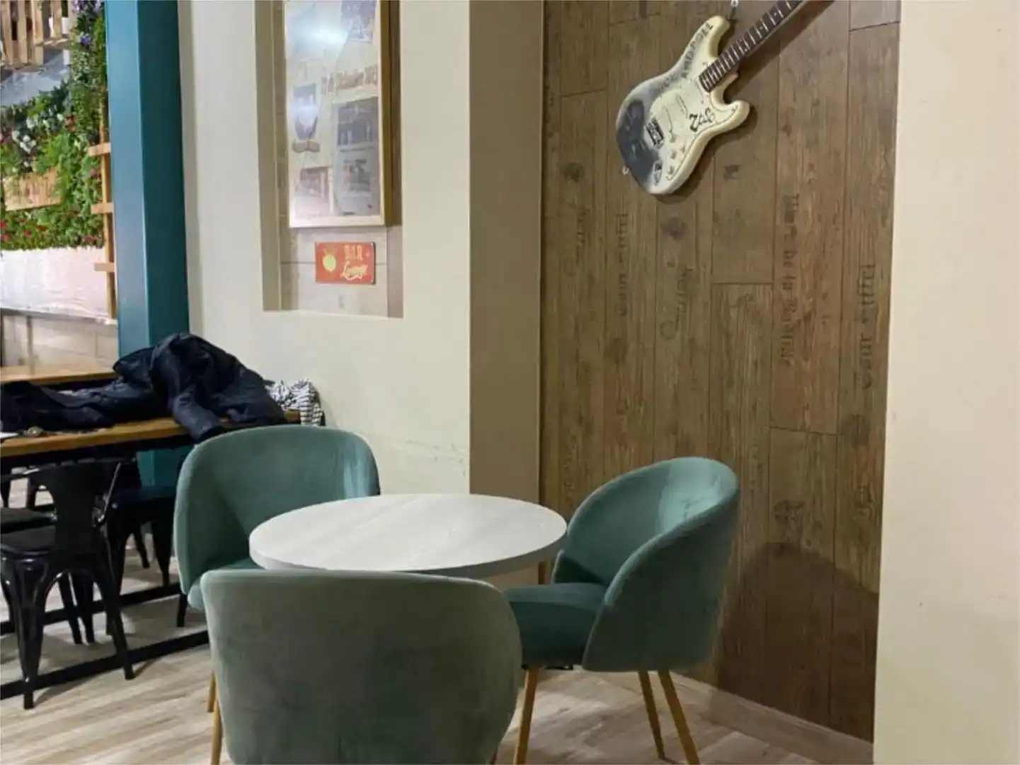 Comedor de Local en venta en Morales de Toro con Aire acondicionado, Parquet y Amueblado
