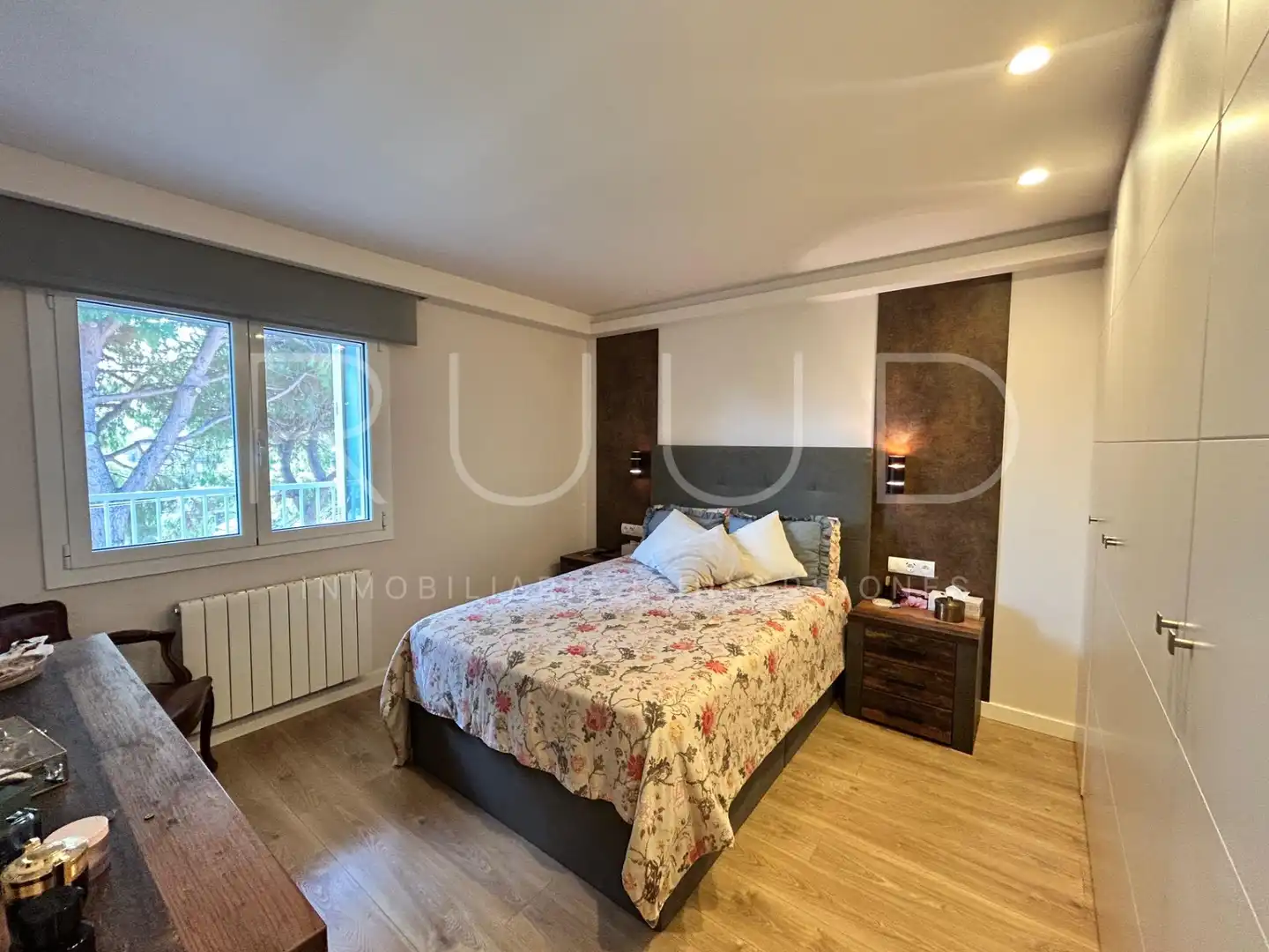 Bedroom of Flat for sale in Castelldefels  with Air Conditioner, Heating and Parquet flooring