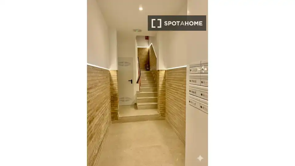 Flat with terrace to rent in Extramurs, imagen 7