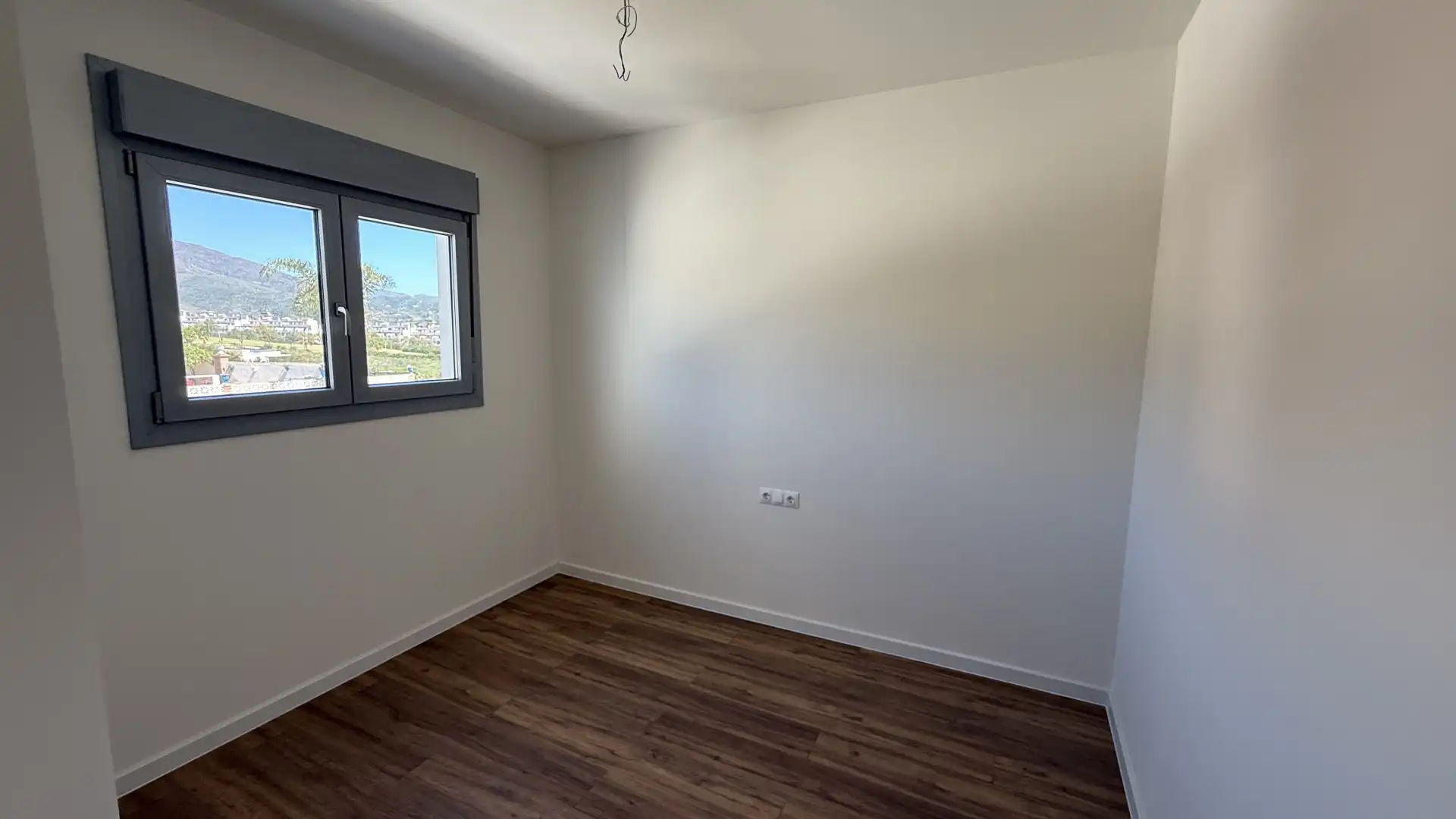 Habitación de Ático de alquiler en Estepona con Aire acondicionado, Calefacción y Terraza