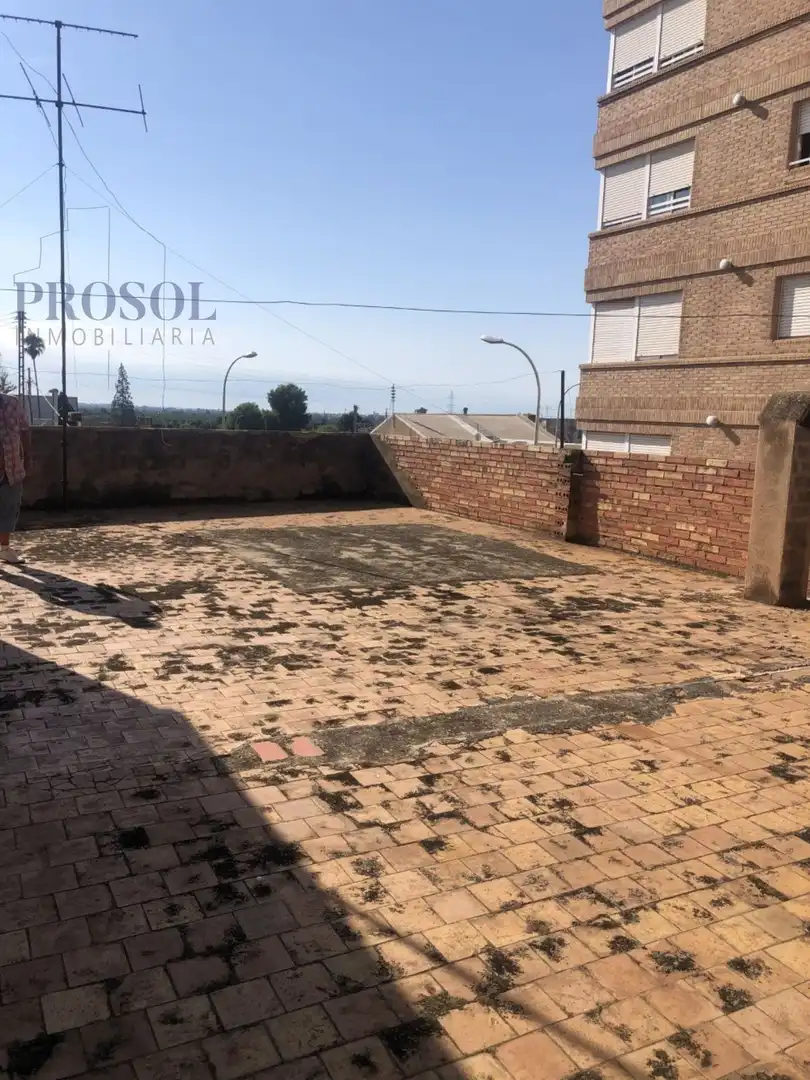 Industrial building for sale in Piscinas, imagen 3