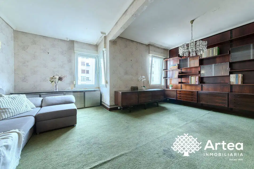 Living room of Flat for sale in Bilbao   with Heating
