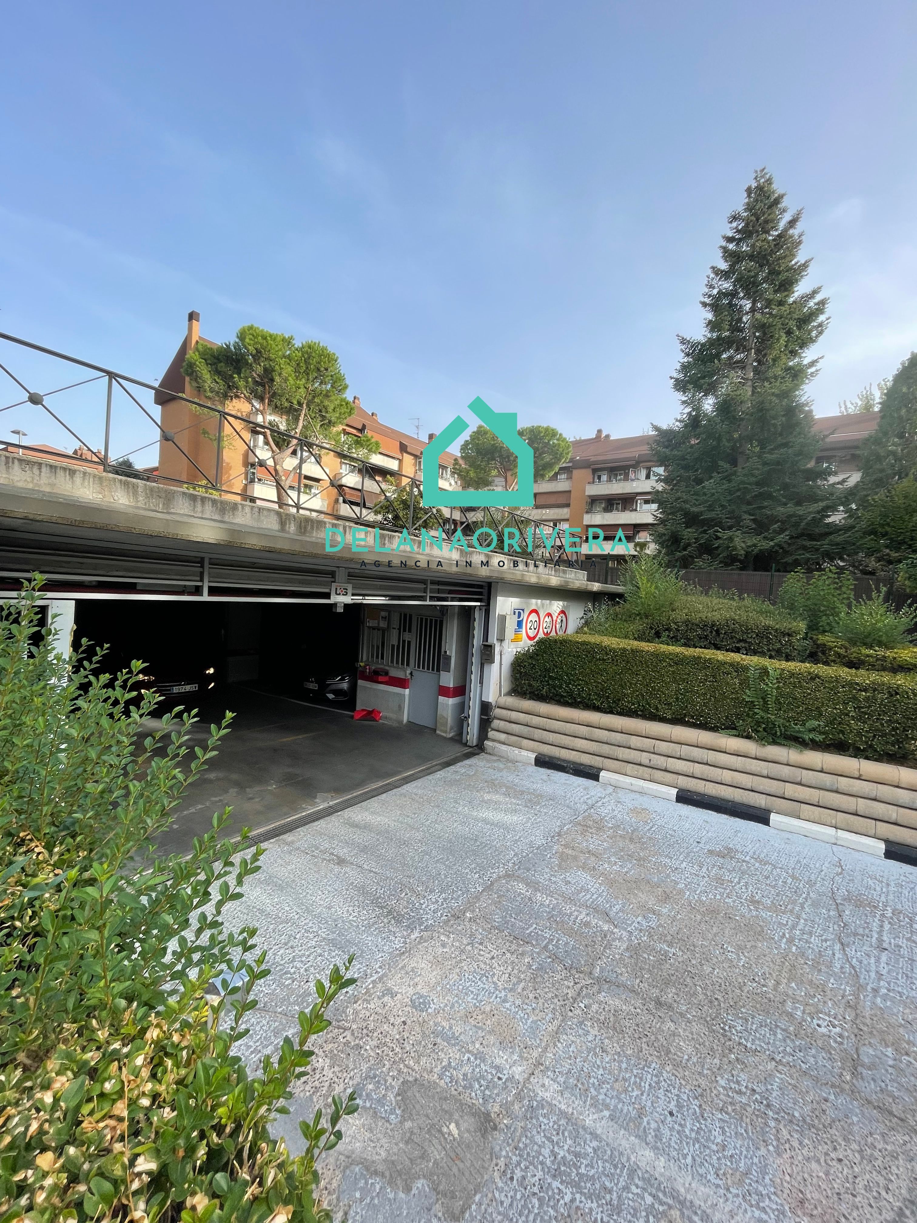 Exterior view of Garage for sale in Alcobendas