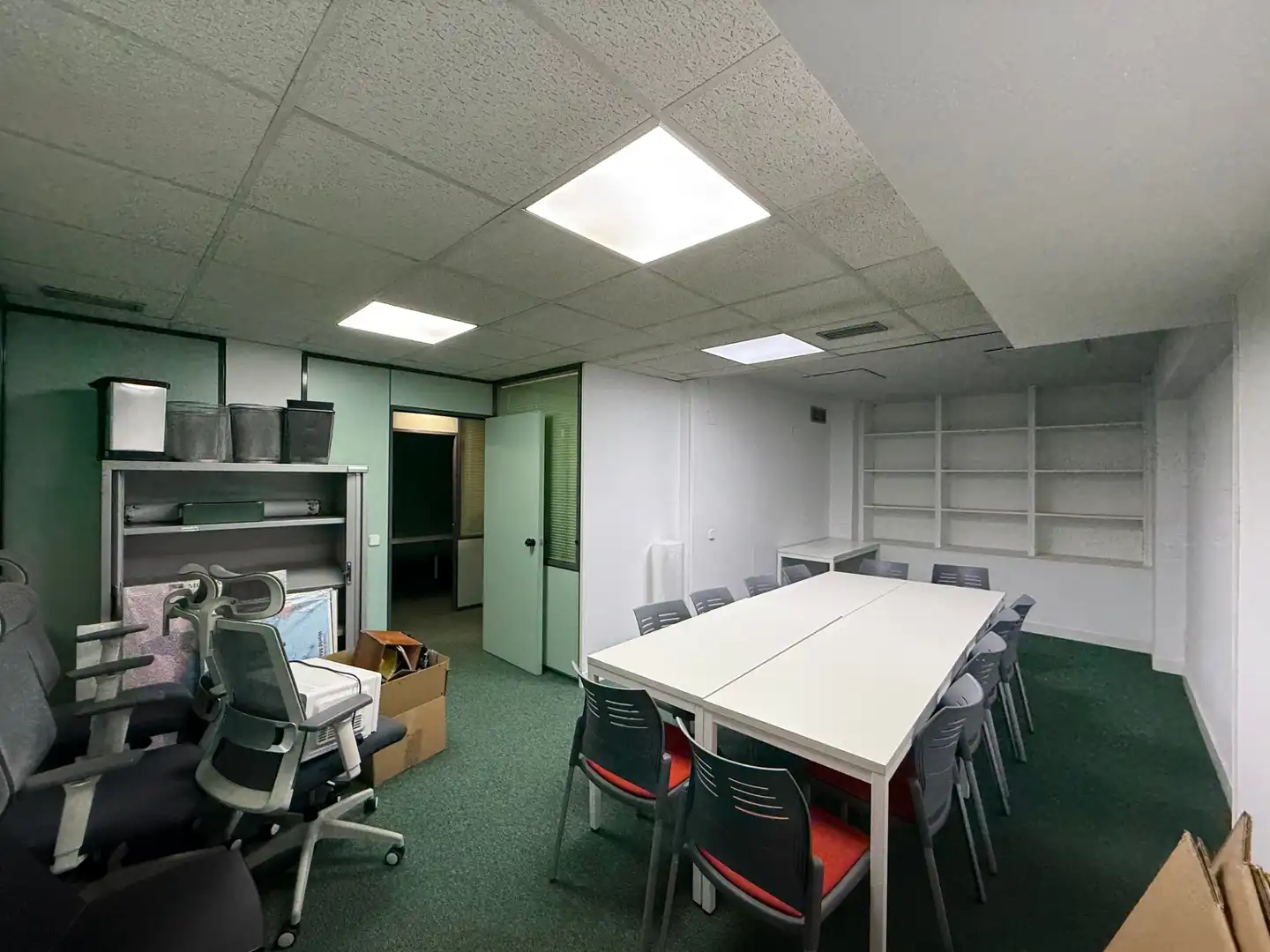 Office for rent in Madrid  with Air Conditioner, Heating and Storage room