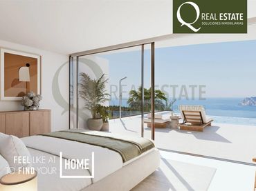 Chalet de obra nueva con piscina en venta en Calle Jazmines 233