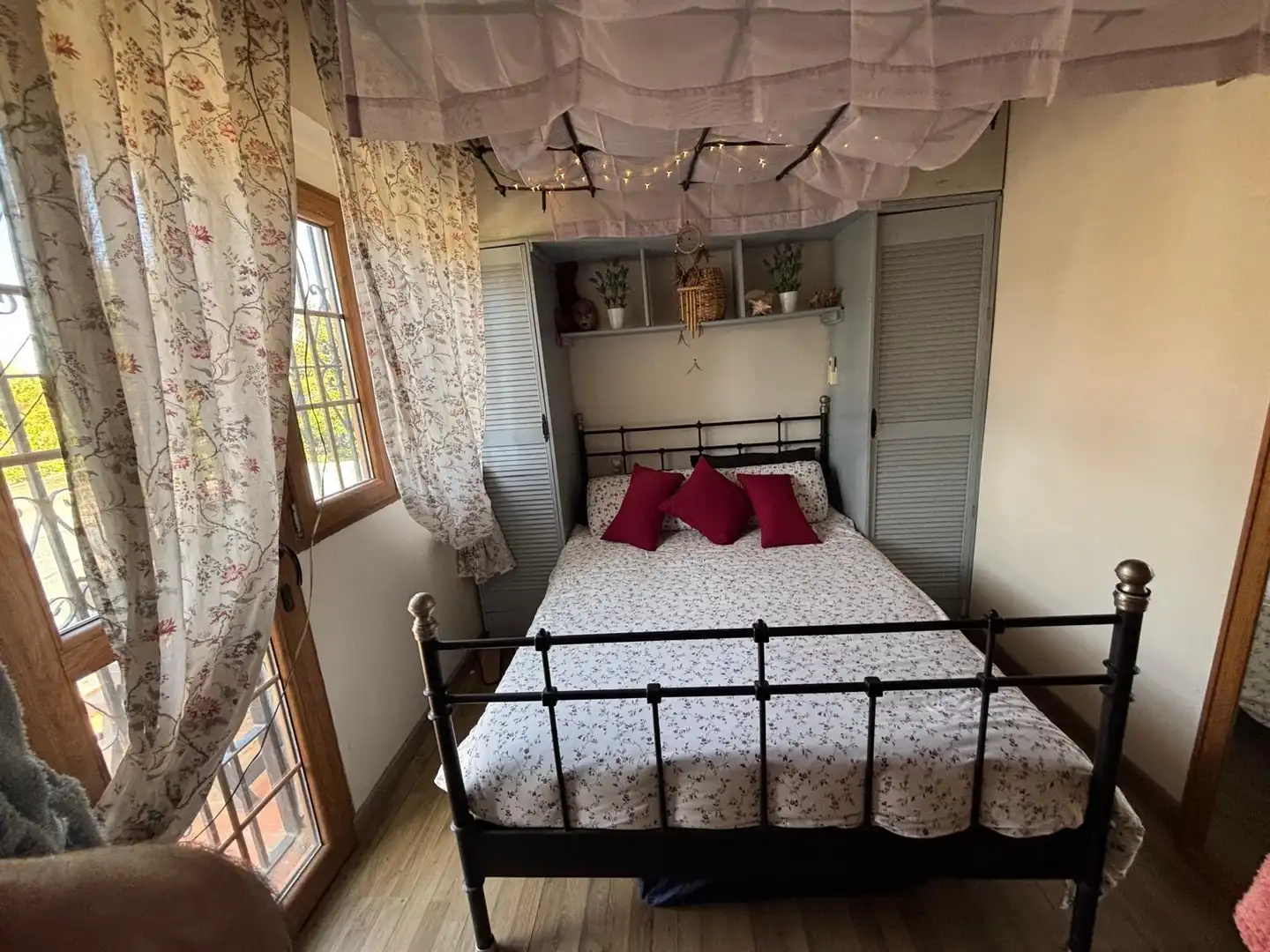 Dormitori de Casa o xalet en venda en Los Barrios amb Calefacció, Jardí privat i Jacuzzi
