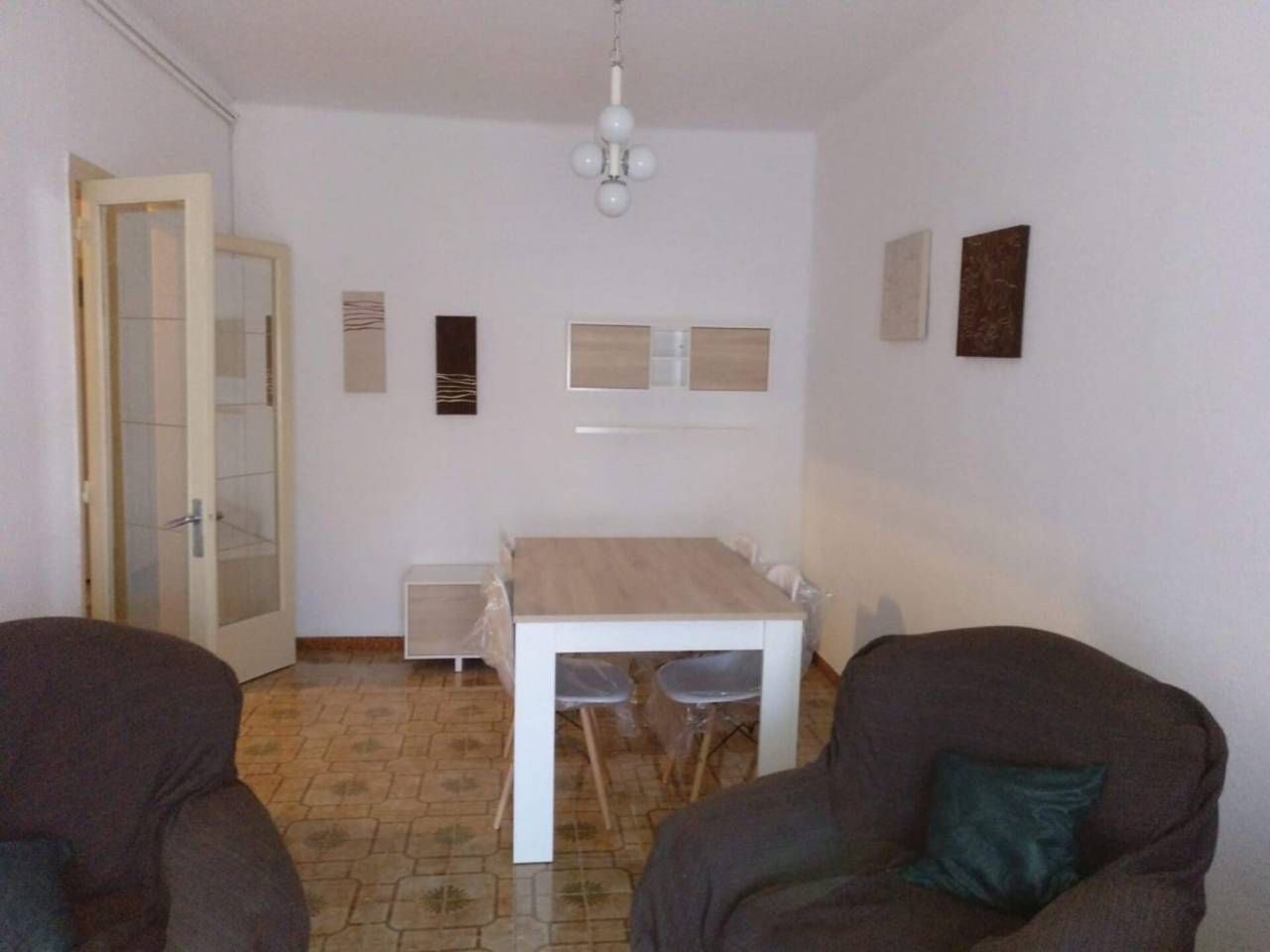 Comedor de Piso de alquiler en  Lleida Capital con Calefacción, Amueblado y Balcón