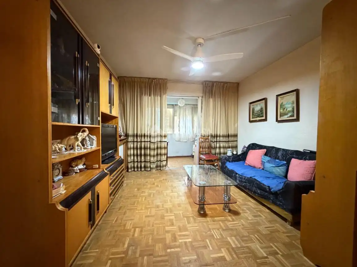 Flat with lift for sale in Hortaleza