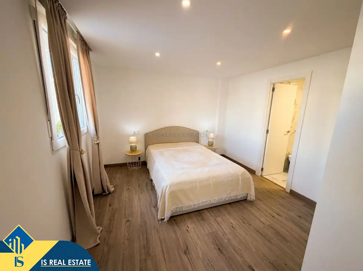 Habitación de Casa o chalet en venta en Torrevieja con Aire acondicionado, Calefacción y Jardín privado