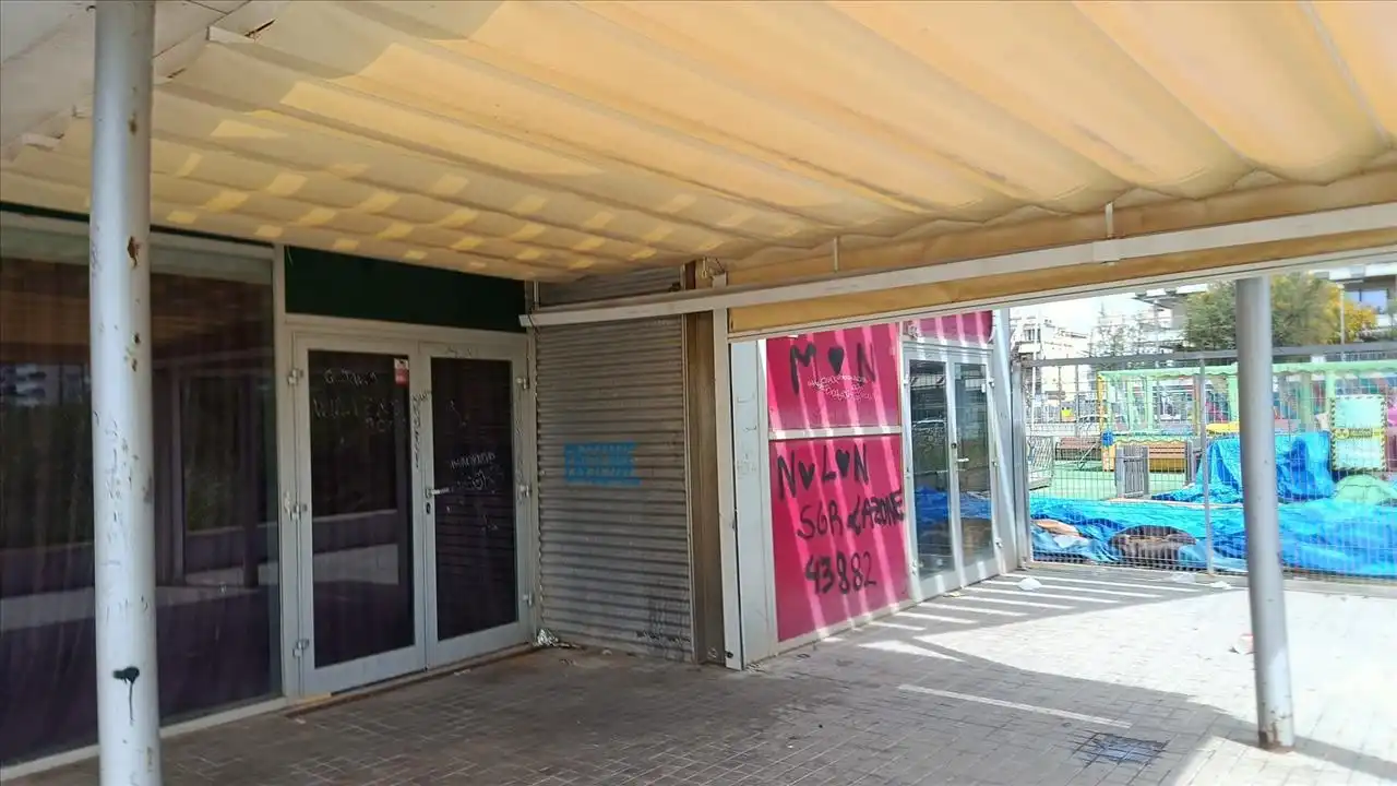 Local comercial en venda a ANTONI ALMANZOR -  PORT PASEO MARITIMO-