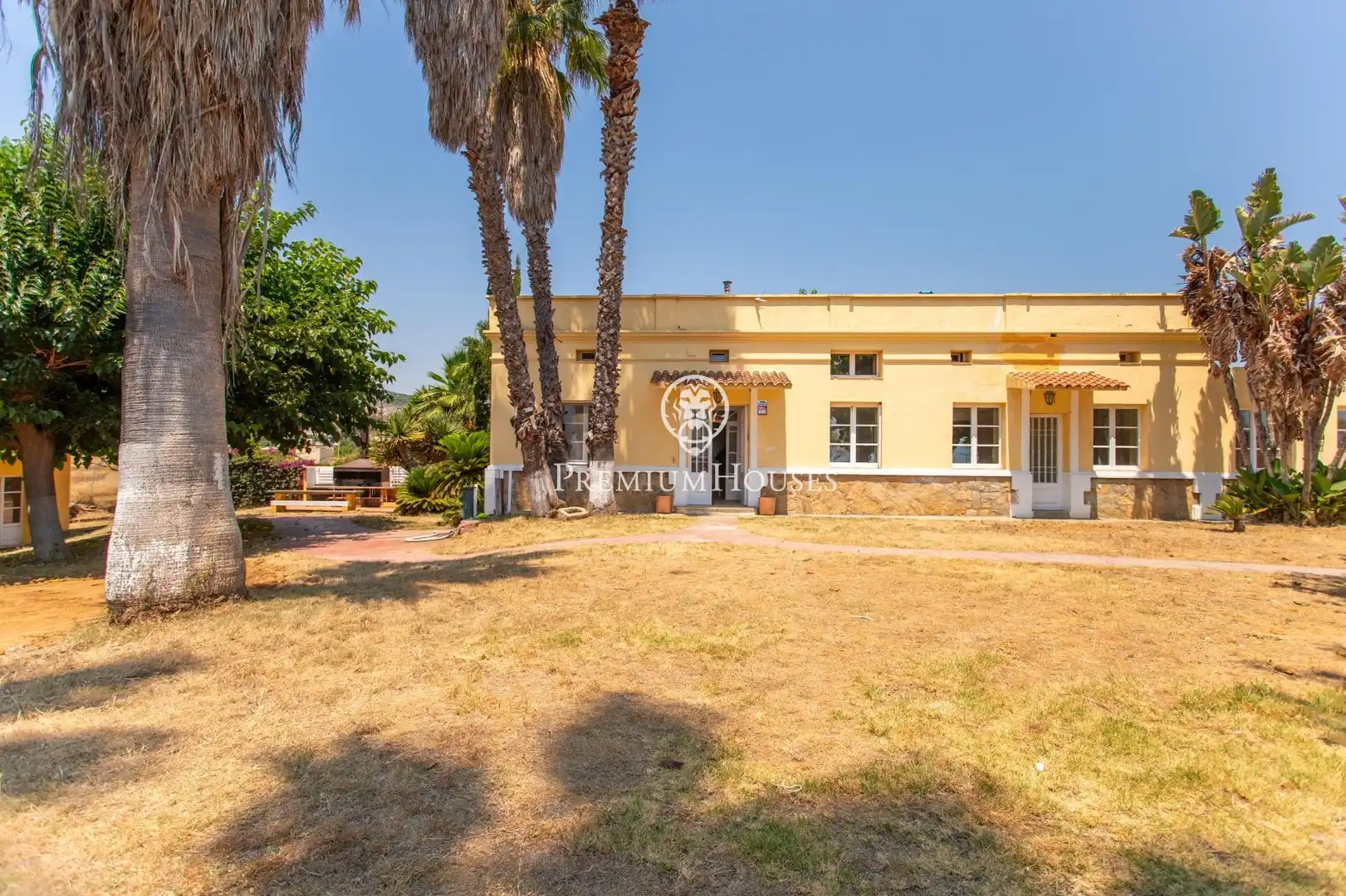 Exterior view of Houses for sale in Mataró