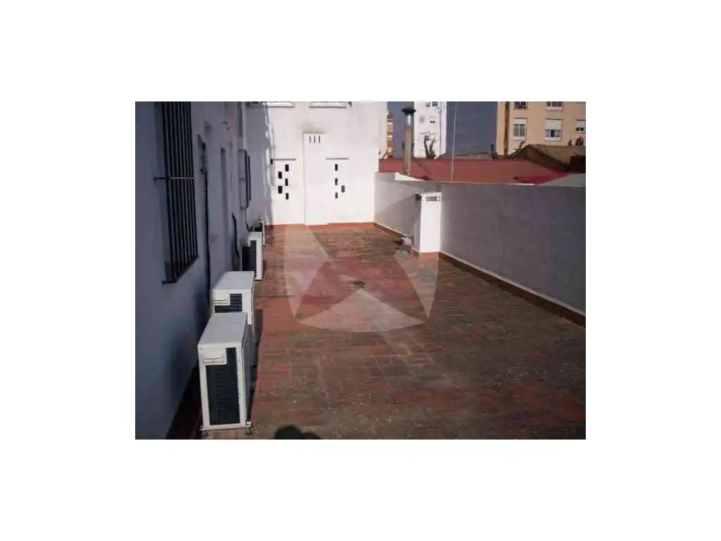 Local comercial en venda a Argüello Carvajal Teologo Siglo XVII, imagen 5
