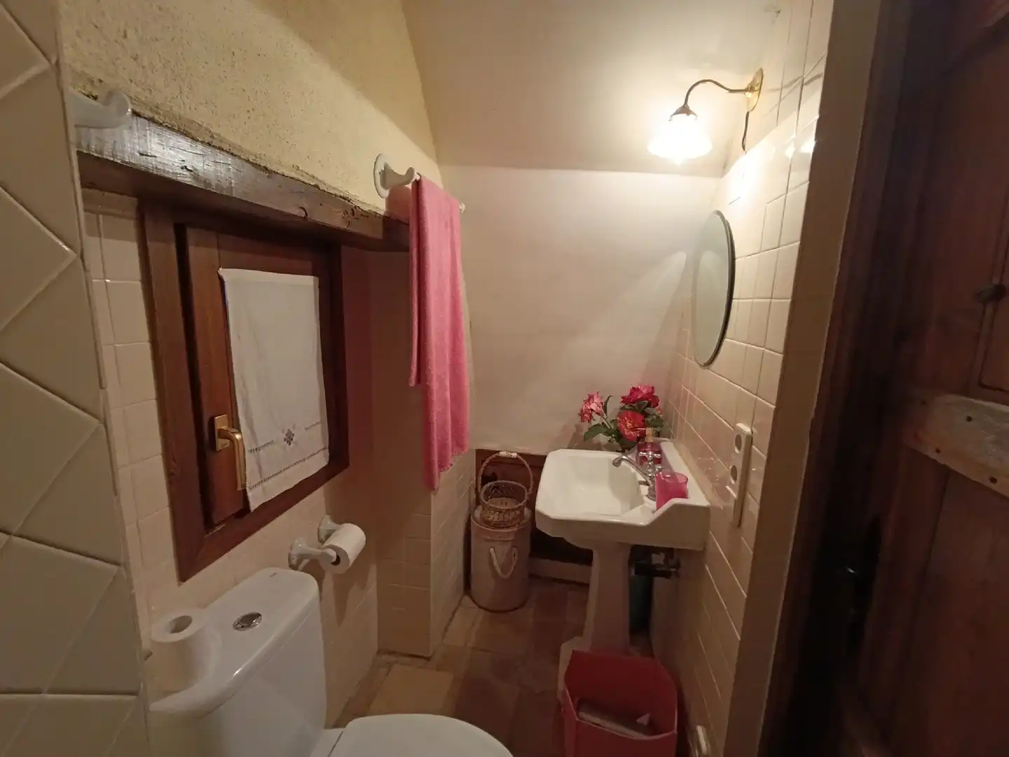Baño de Finca rústica en venta en Lascuarre con Calefacción y Trastero