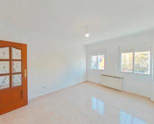 Sala d'estar de Pis de lloguer en Torrejón de Ardoz amb Calefacció, Terrassa i Forn