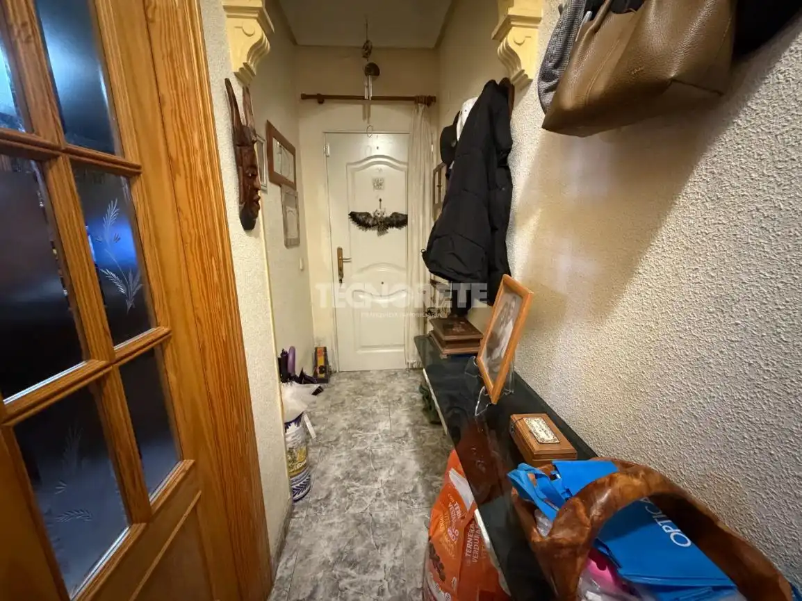 Casa aparellada amb terrassa en venda a C. la Virgen, imagen 32