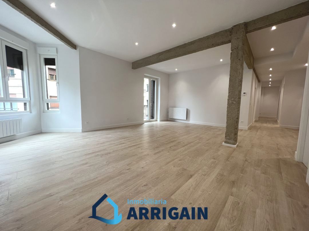 Flat to rent in San Francisco, Gros