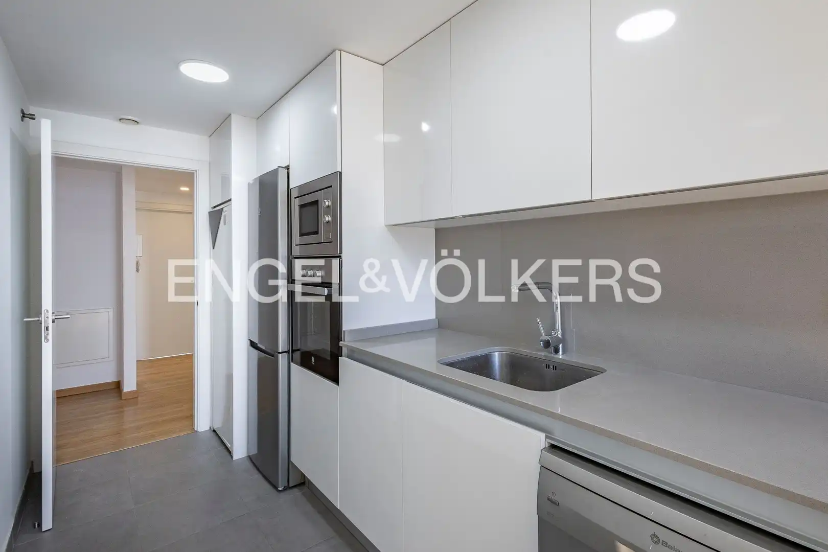 Cocina de Piso en venta en Sant Just Desvern con Aire acondicionado, Calefacción y Jardín privado