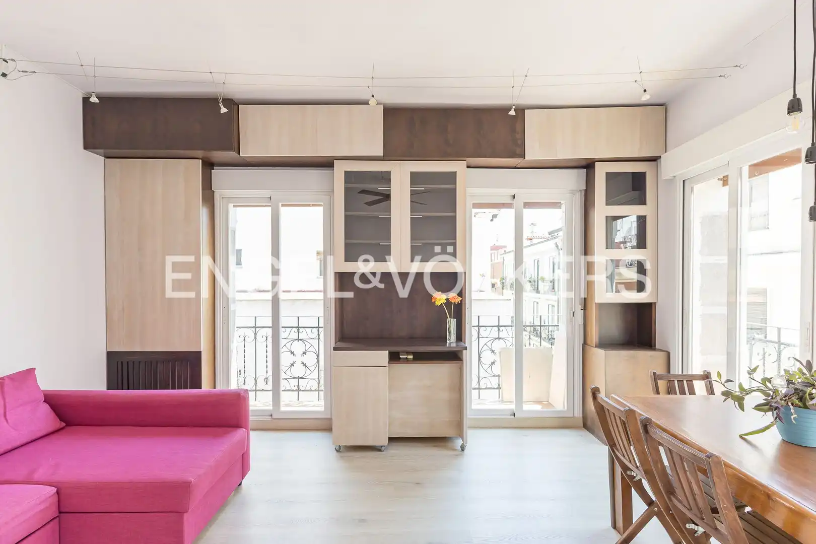 Vista exterior de Piso en venta en Madrid con Aire acondicionado, Calefacción y Balcón