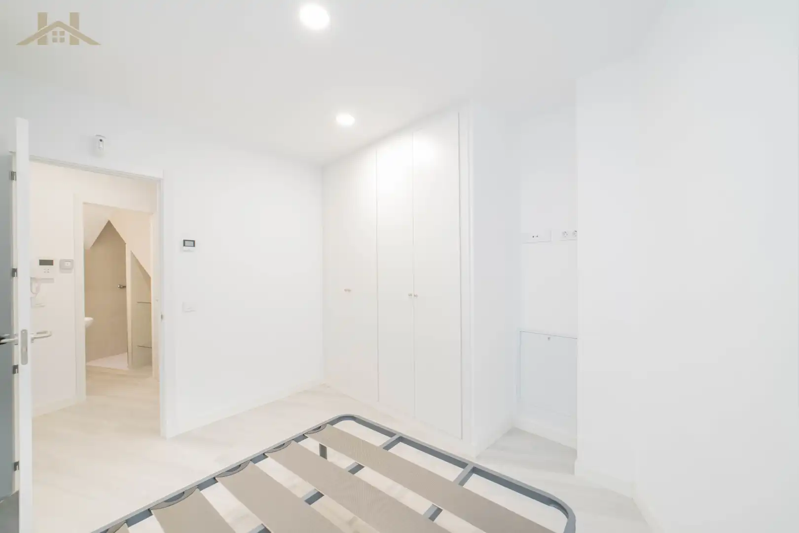 Bedroom of Attic for sale in Pozuelo de Alarcón  with Air Conditioner, Heating and Terrace