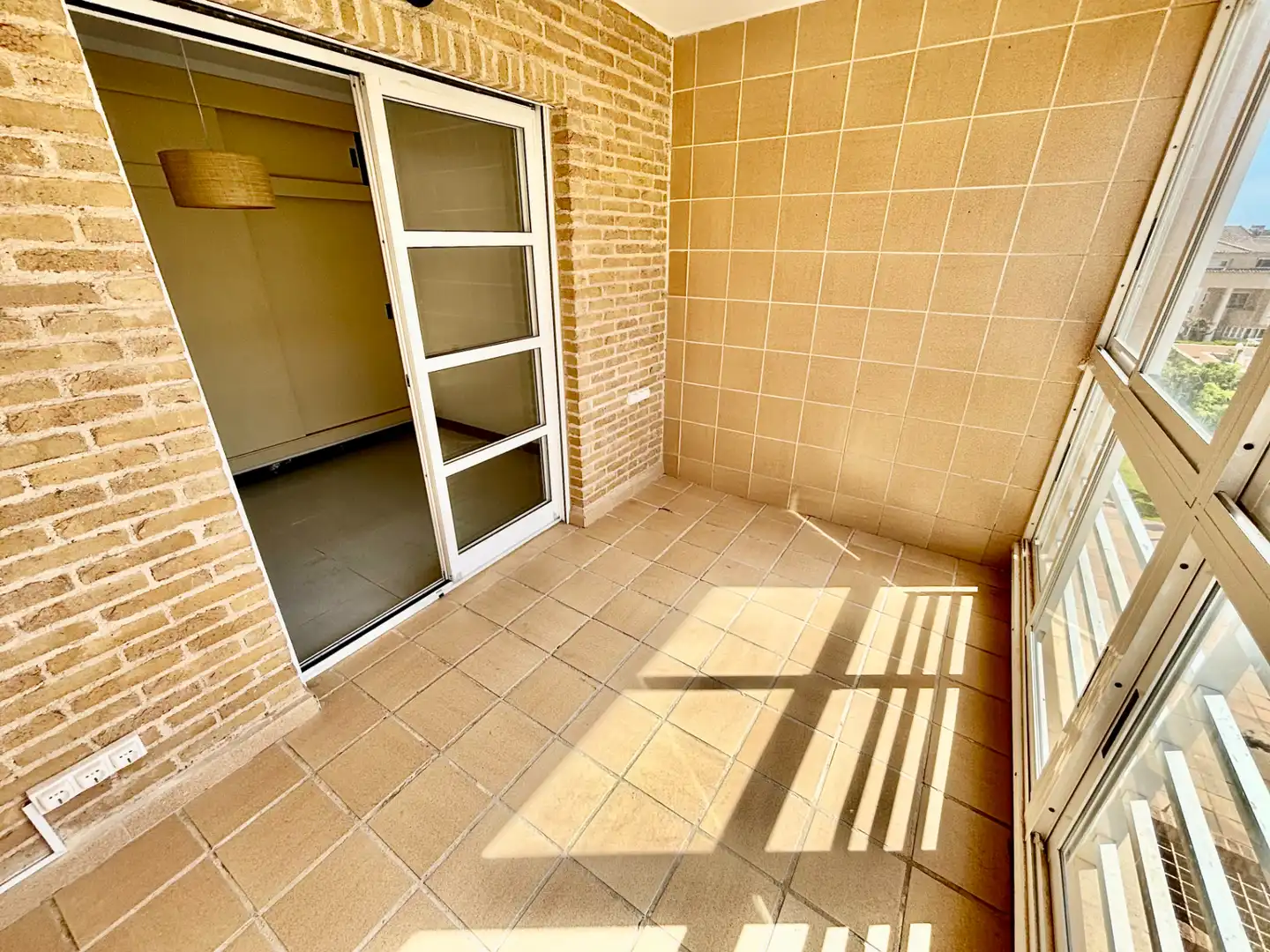 Terraza de Casa adosada en venta en Alicante / Alacant con Aire acondicionado, Jardín privado y Terraza