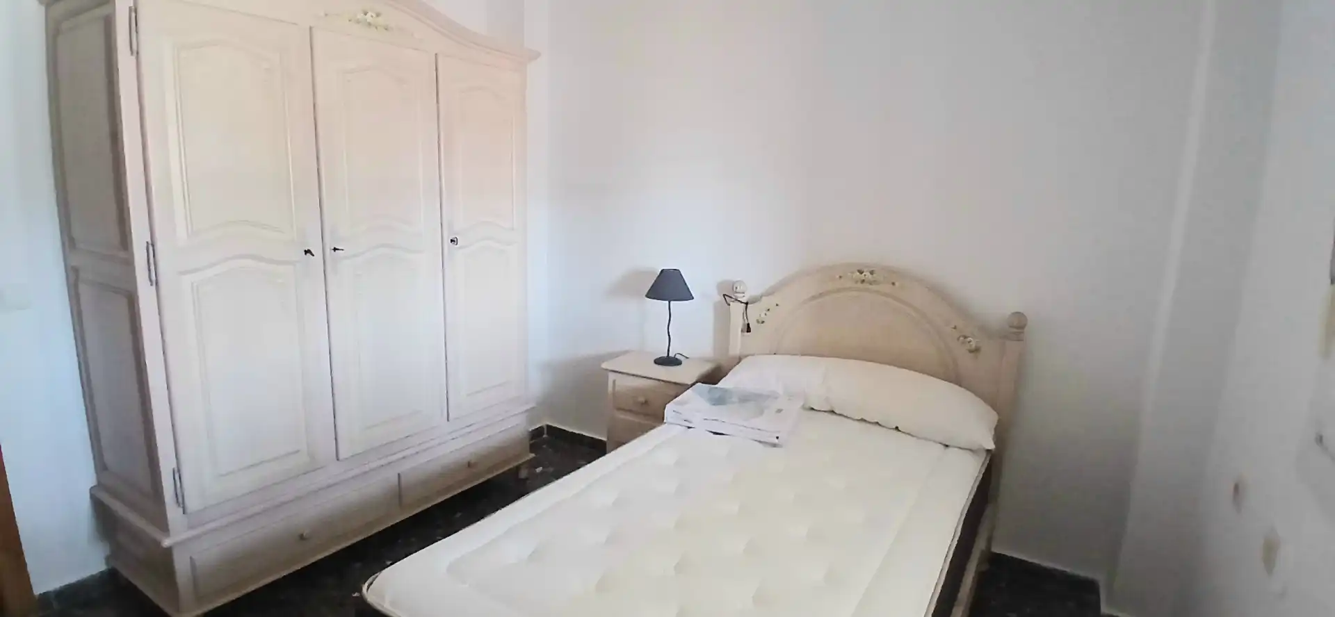 Bedroom of Flat for rent in Almería  with Air Conditioner, Terrace and Furnished