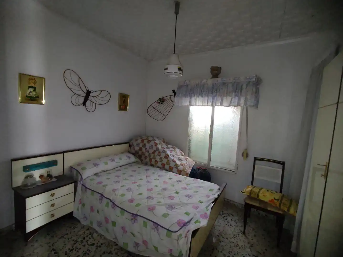 Dormitori de Casa adosada en venda en Elda amb Traster i Moblat