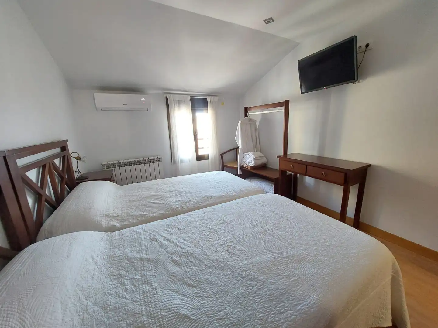 Habitación de Casa adosada en venta en Milagro con Aire acondicionado, Calefacción y Amueblado