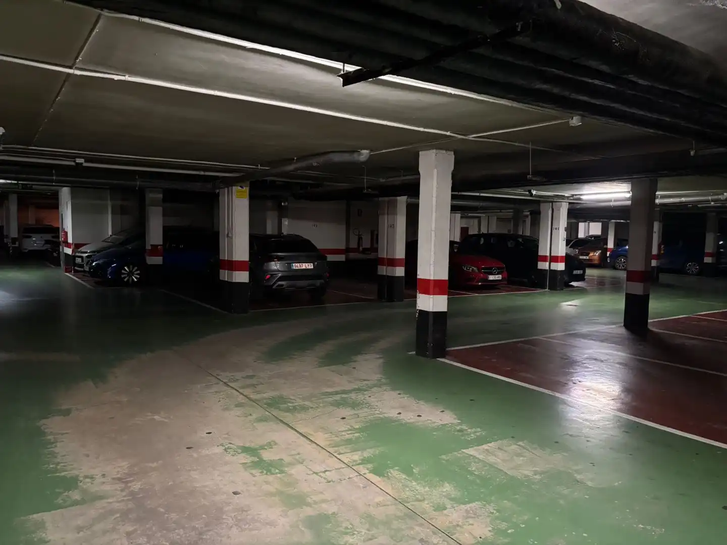 Parkplatz von Garage zur Miete in Zaragoza