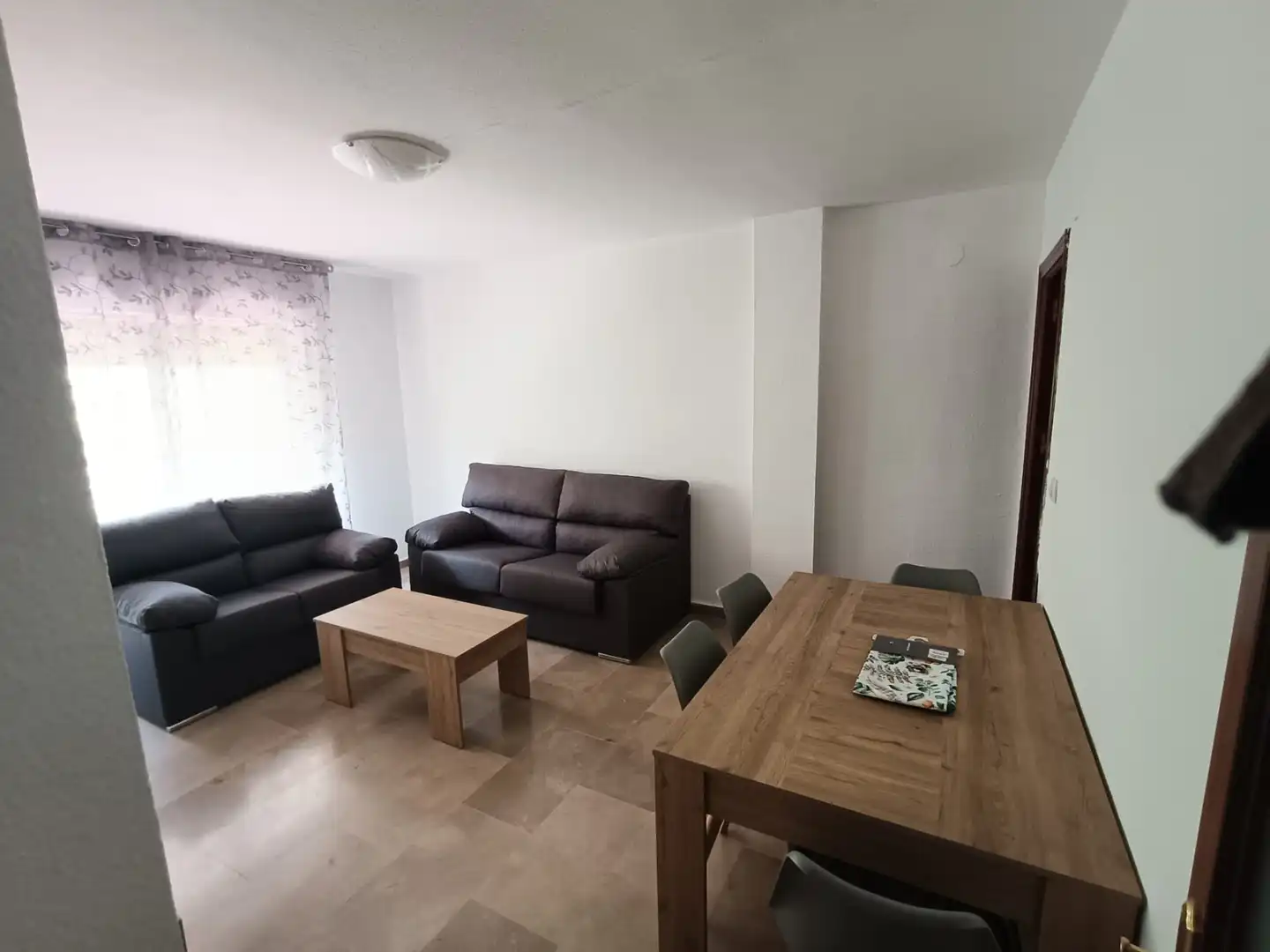 Flat with lift to rent in Calle Martín Bohórquez, imagen 4