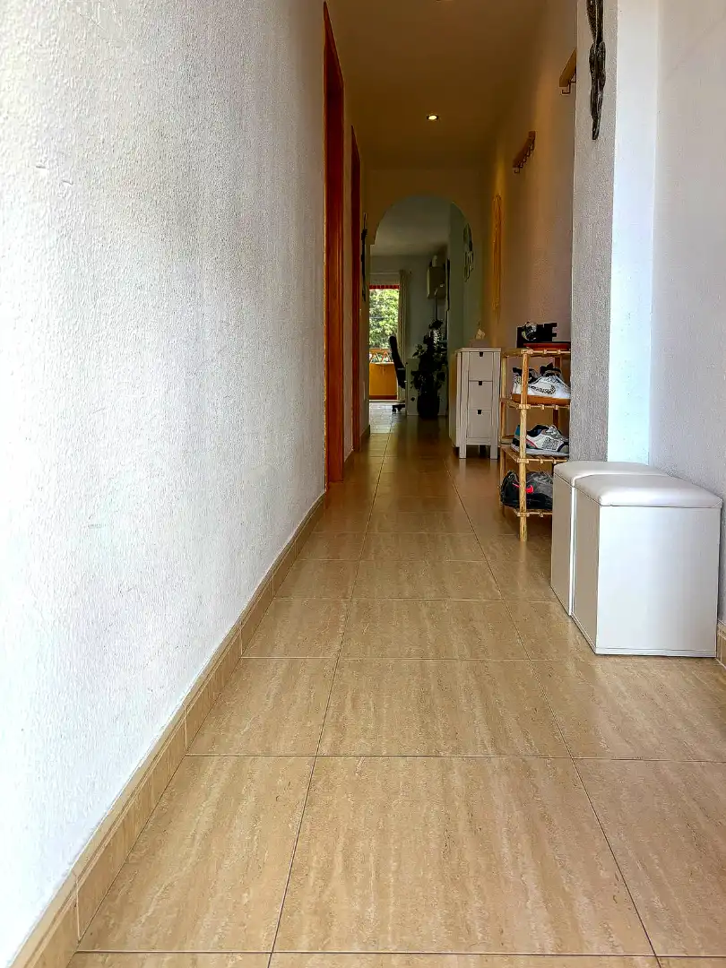 Wohnung zum Verkauf in Fuengirola mit Klimaanlage, Terrasse und Möbliert