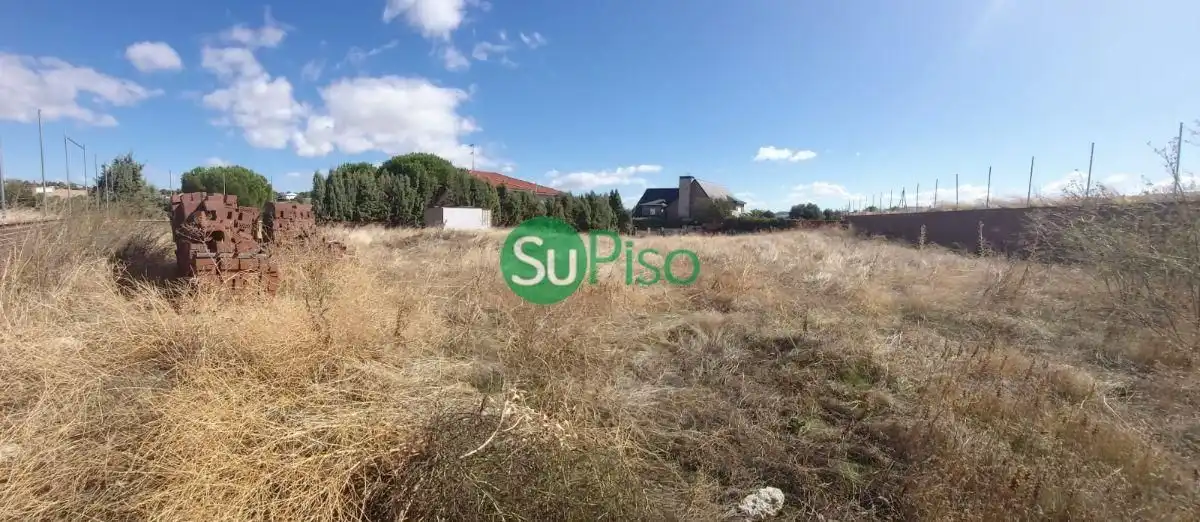 Terreny residencial en venda a Yeles