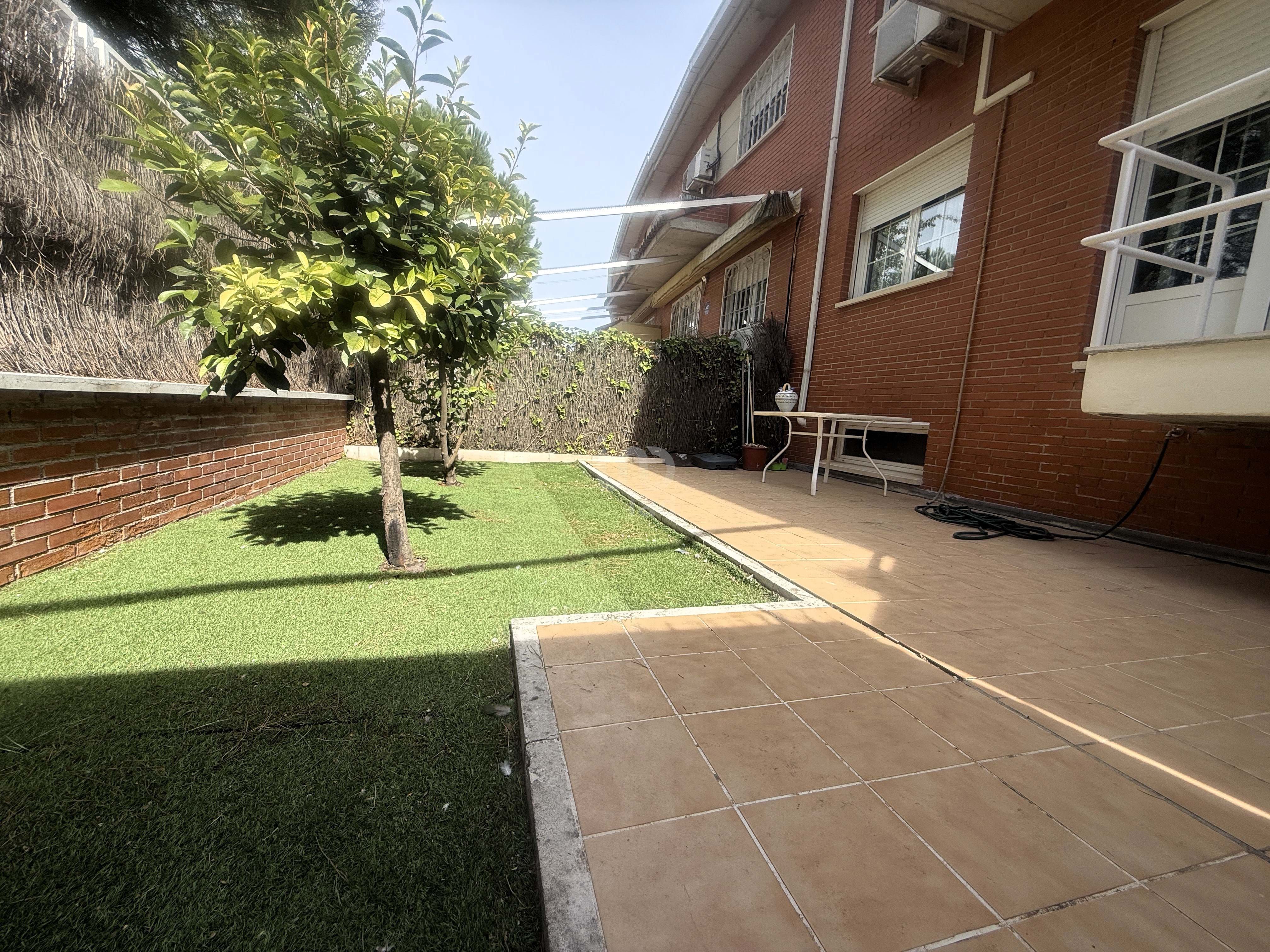 Garden of Single-family semi-detached for sale in Alcalá de Henares  with Air Conditioner and Heating