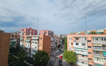 Vista exterior de Pis en venda en Alcorcón amb Aire condicionat