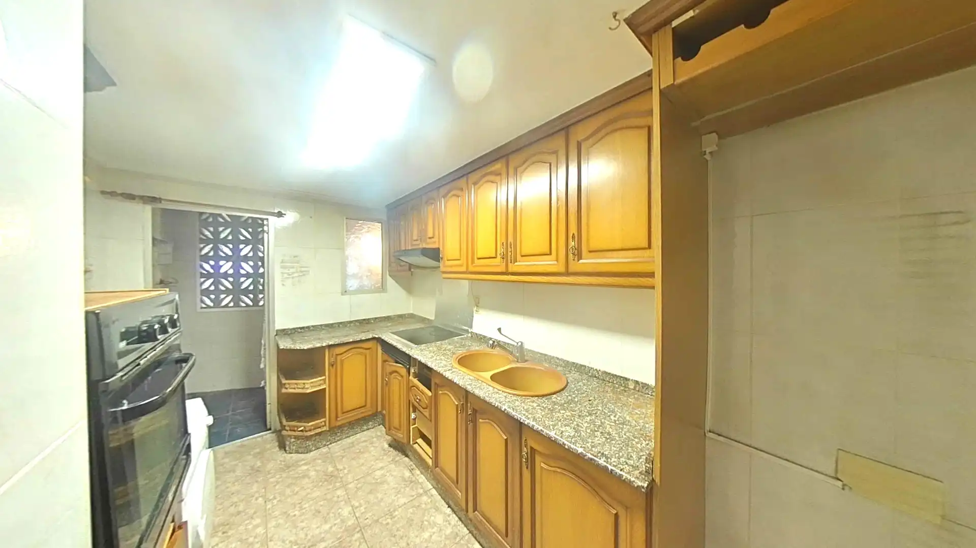Kitchen of Flat for sale in Quart de Poblet  with Oven