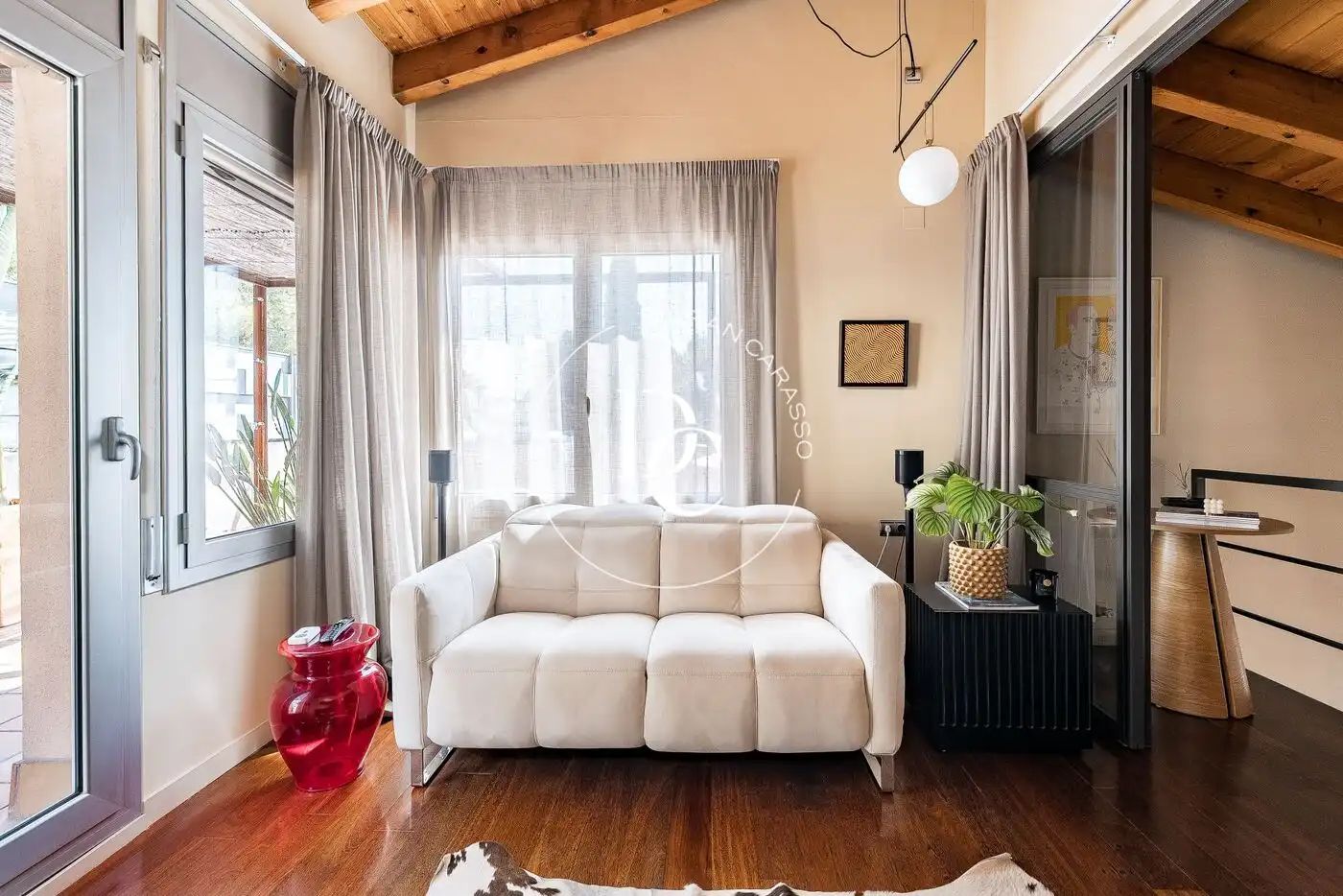Sala d'estar de Casa o xalet en venda en Molins de Rei amb Aire condicionat, Calefacció i Jardí privat