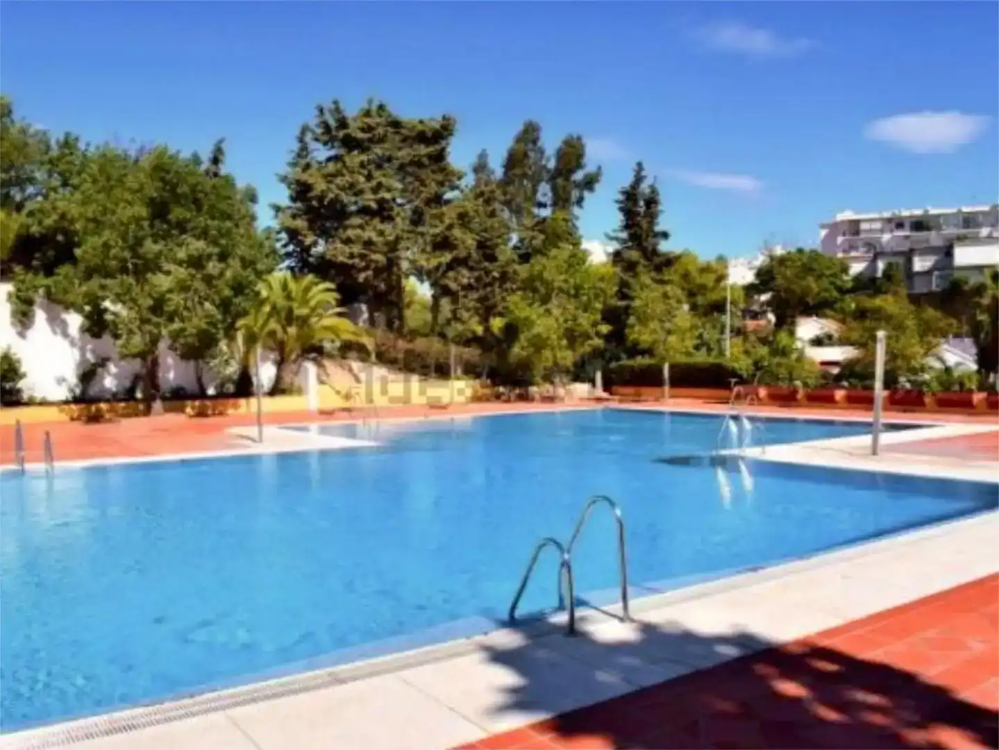 Piscina de Pis de lloguer en Torremolinos amb Piscina i Balcó