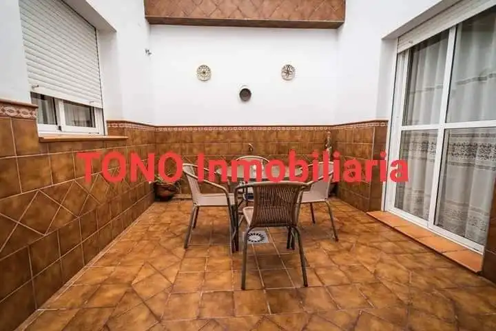 Houses for sale in Écija  with Air Conditioner, Terrace and Storage room