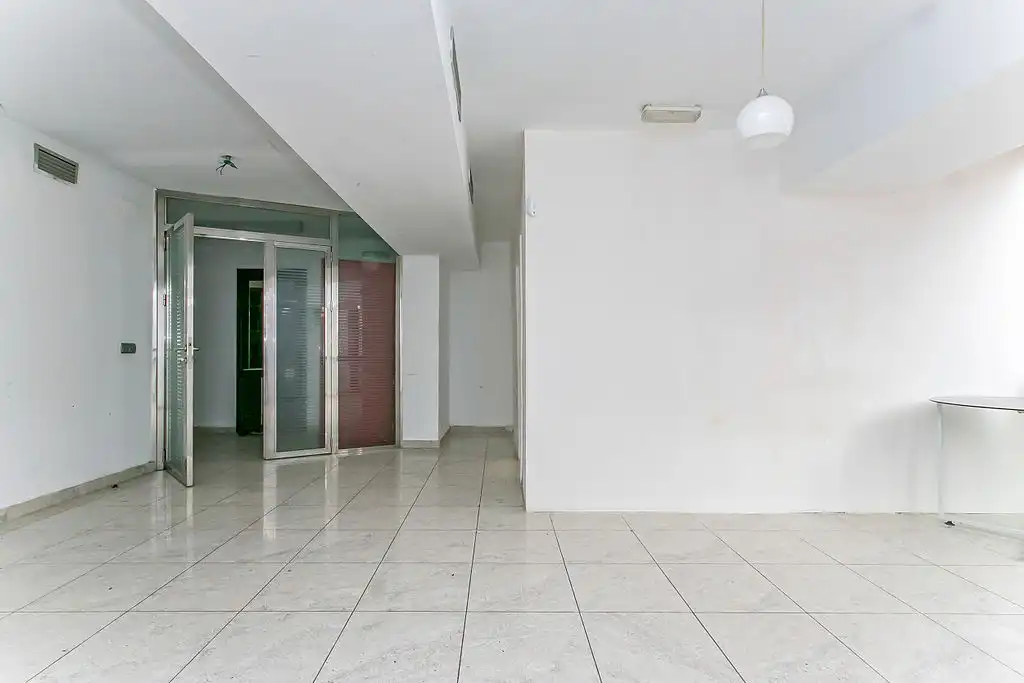 Local comercial en alquiler en Pz de la Vila, imagen 8