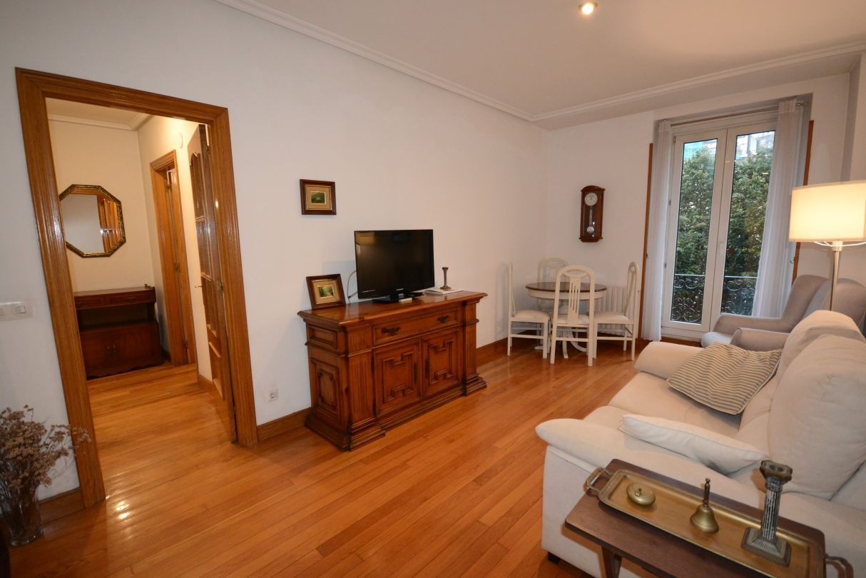 Flat for sale in Easo Kalea, Amara Zaharra - Arbaizenea