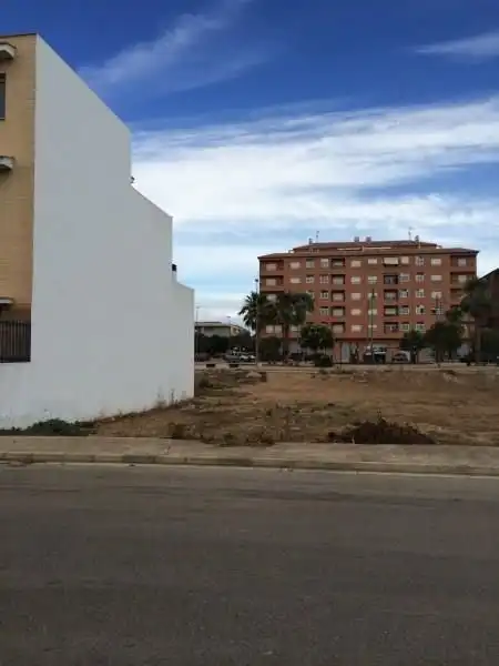 Terreny residencial en venda a Carlet