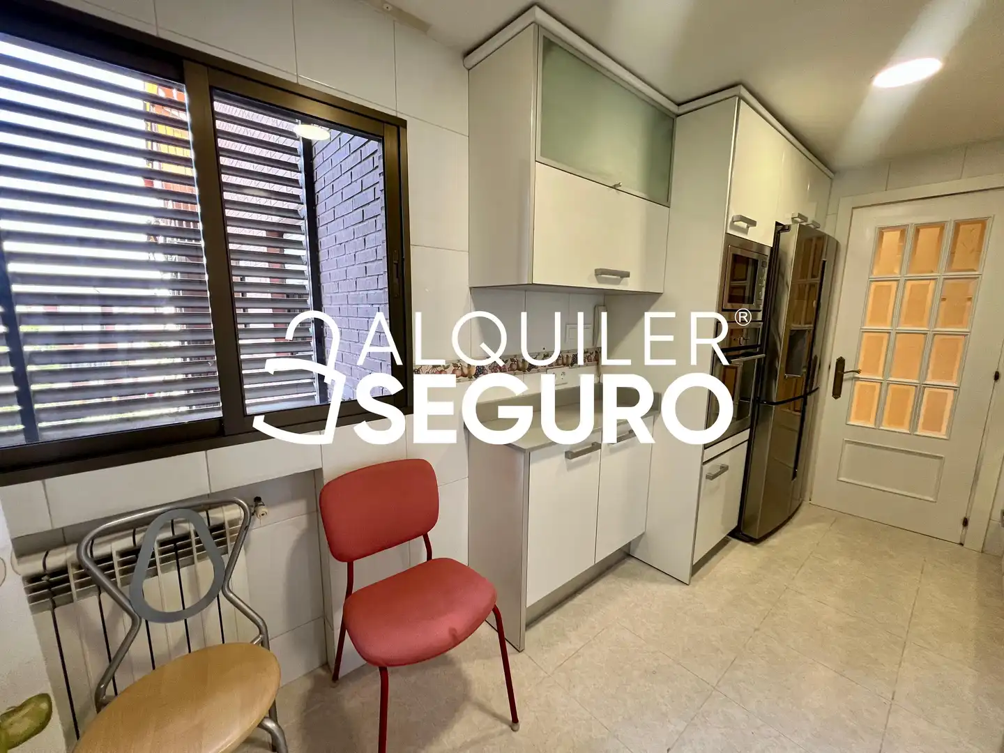 Kitchen of Flat for rent in Madrid  with Air Conditioner, Heating and Terrace
