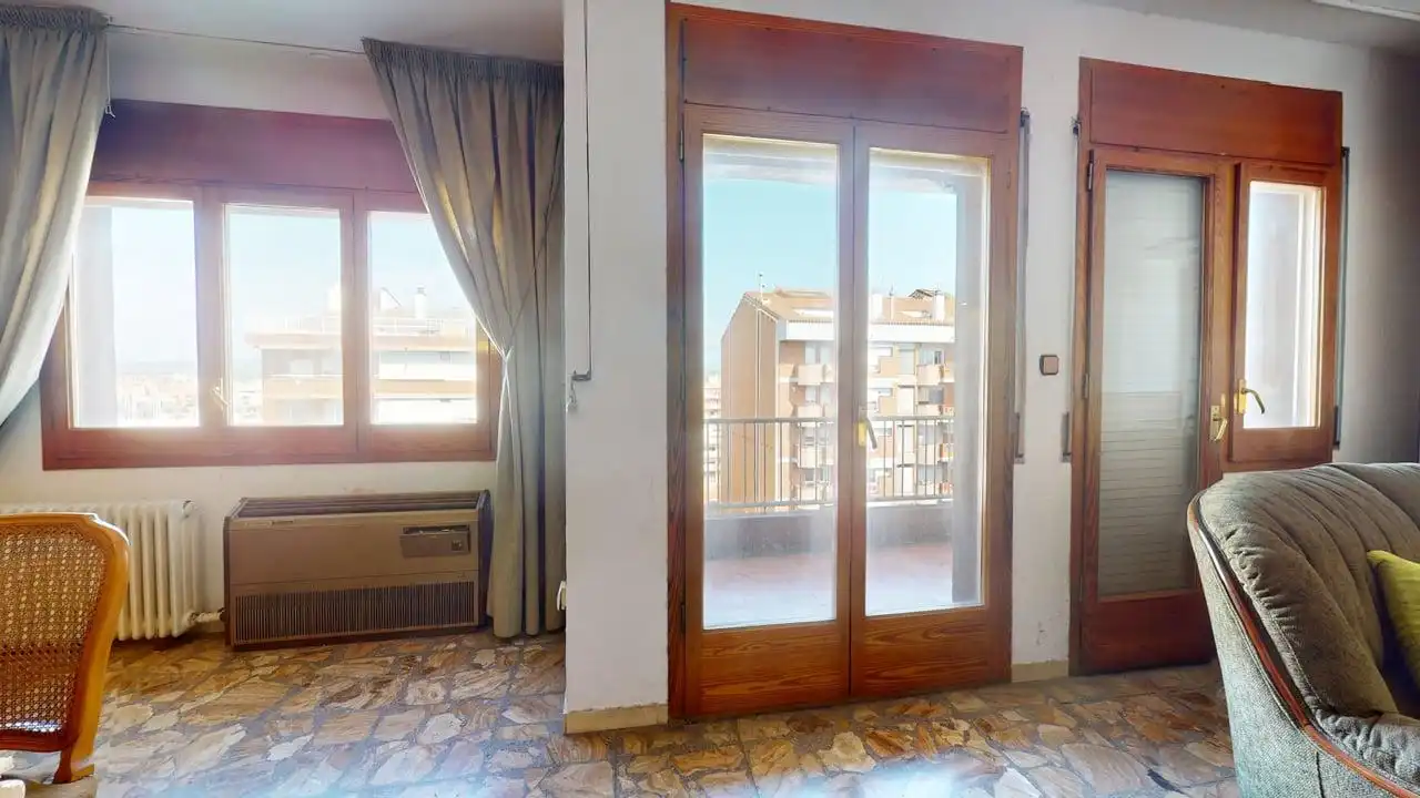 Appartamento con terrazza in vendita a Carrer de Latorre, imagen 16