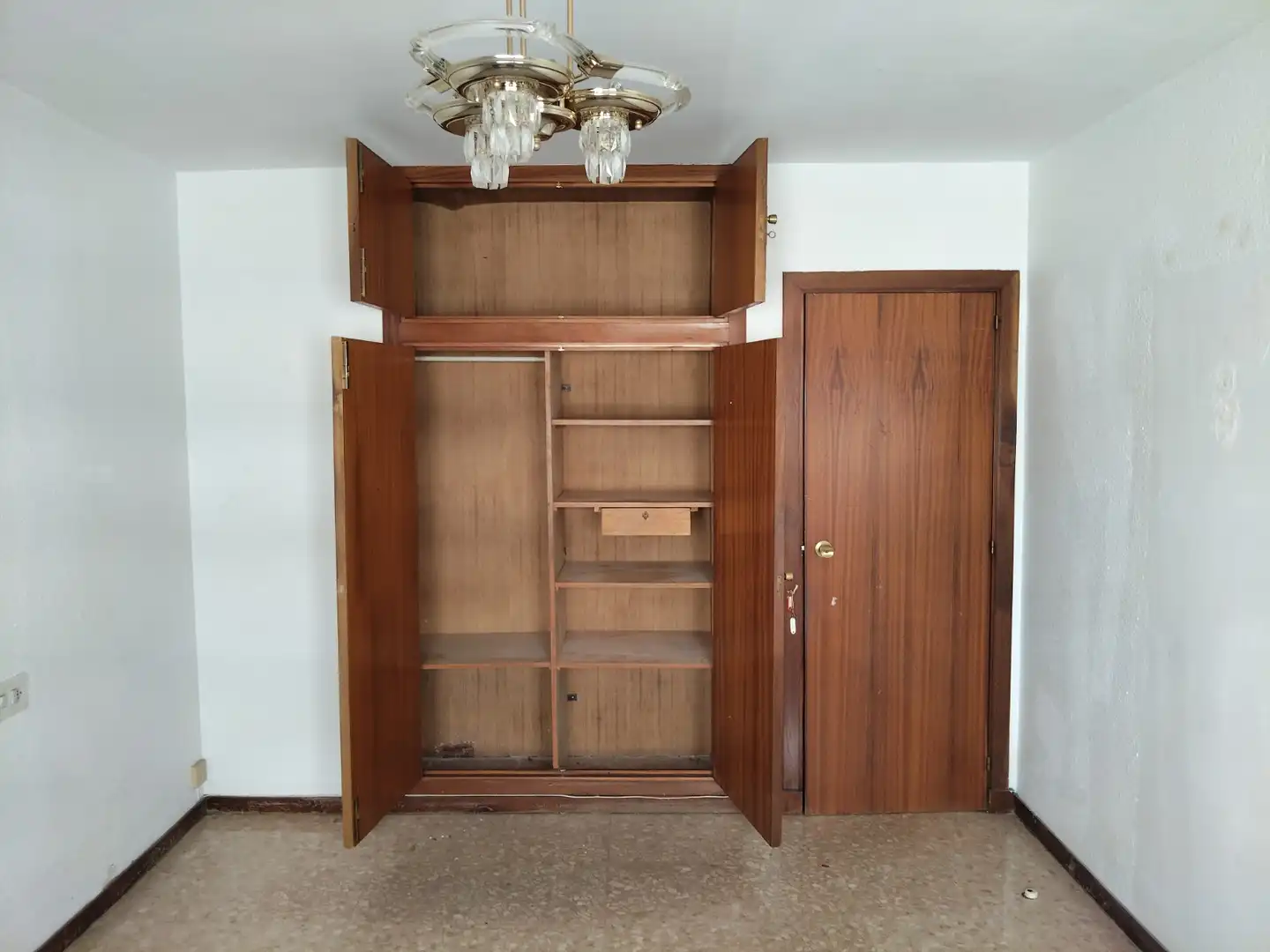 Bedroom of Flat for sale in Zaragoza  with Heating, Parquet flooring and Terrace