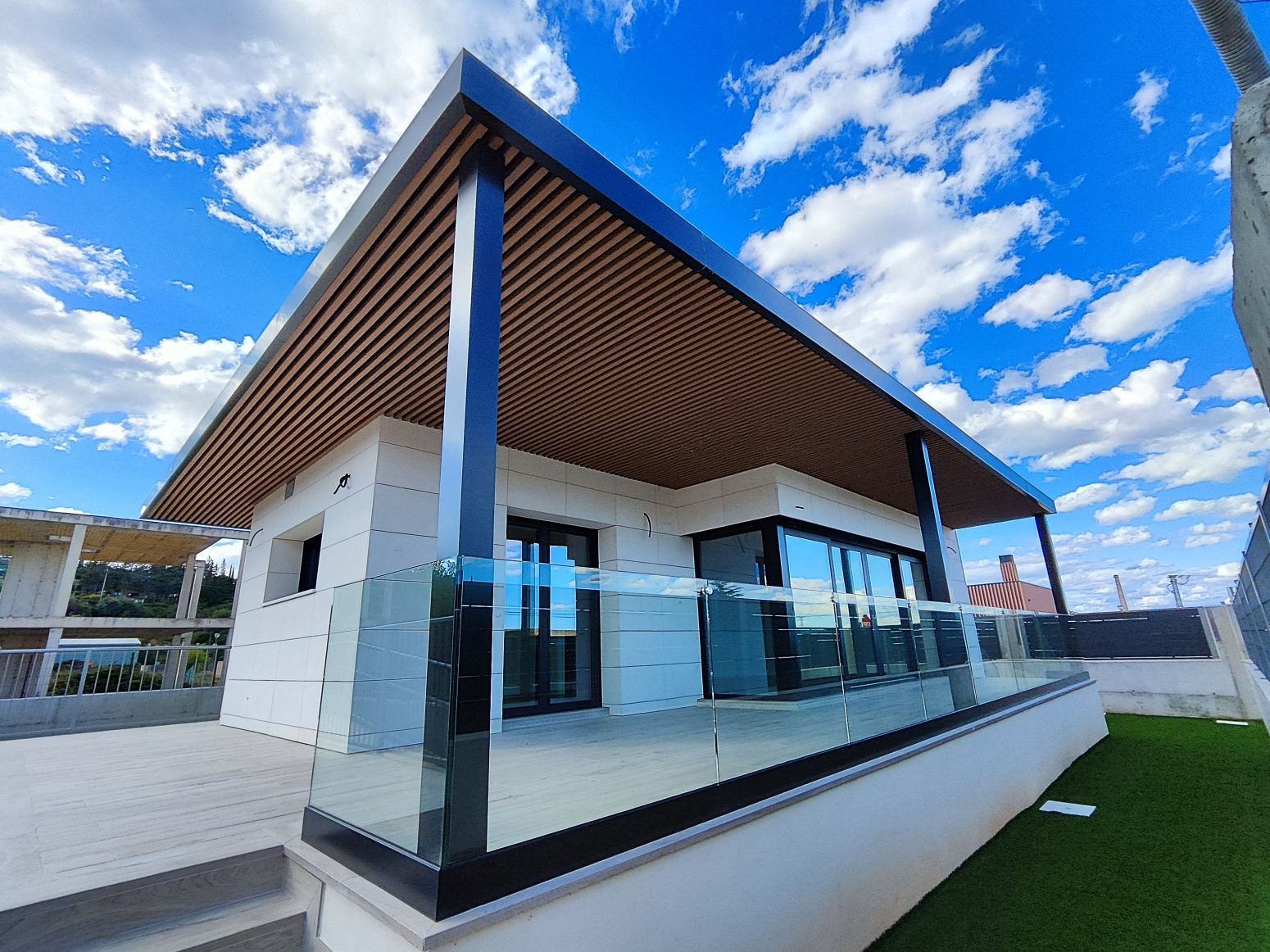 Exterior view of House or chalet for sale in Albelda de Iregua  with Heating, Private garden and Terrace