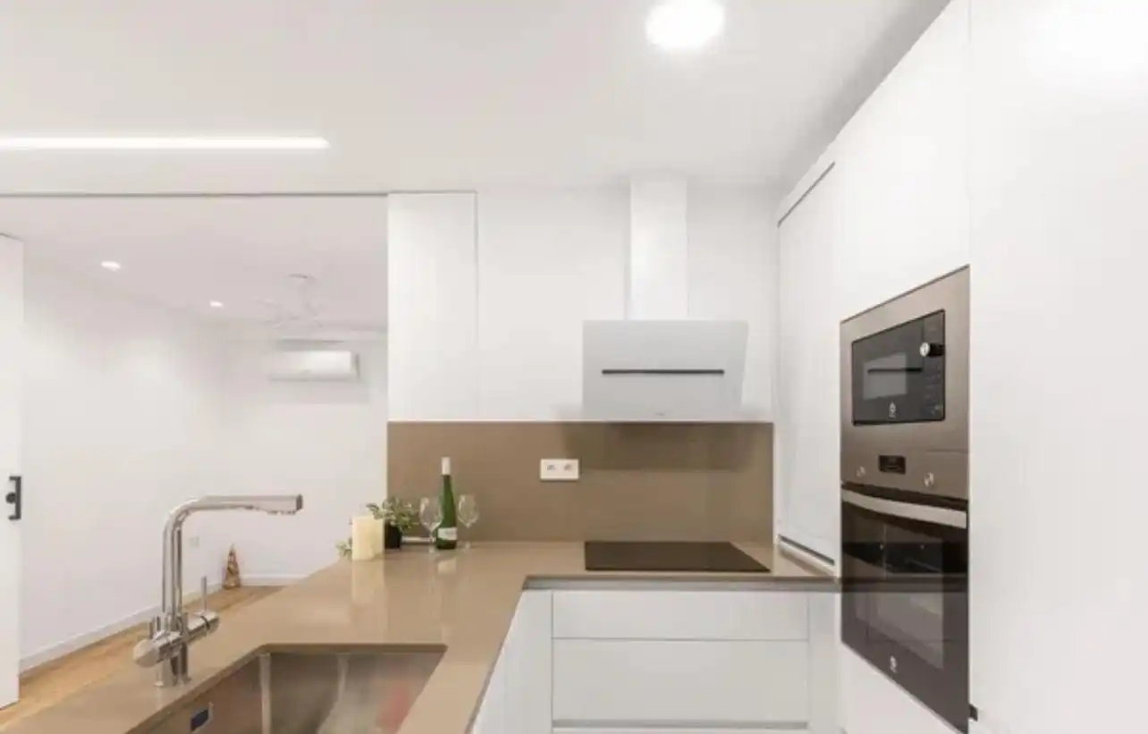 Kitchen of Flat for sale in Playa de los Locos